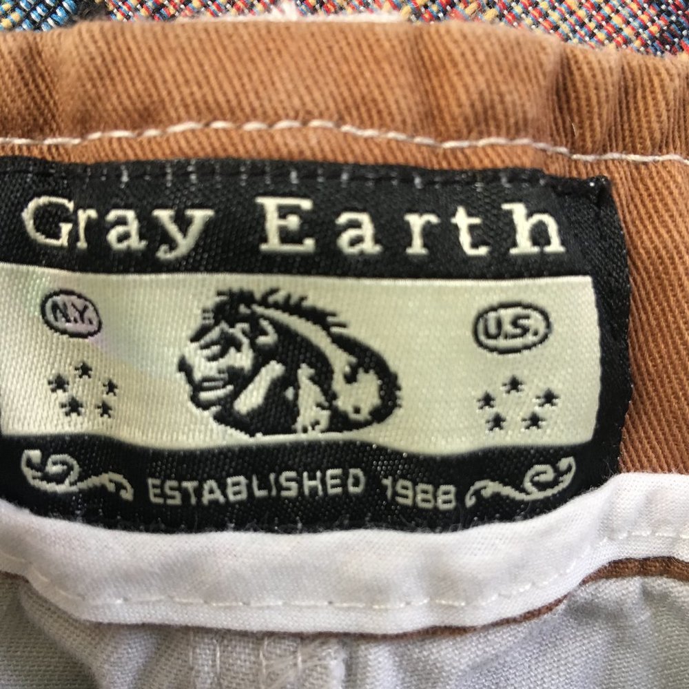 MENS Gray Earth Cargo shorts linen color